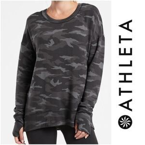 Athleta Coaster Luxe Sweatshirt Black Camoflauge Oversized Thumbhole Camo MP